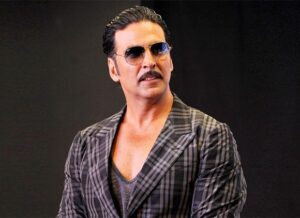 Akshay Kumar becomes highest taxpayer in India, receives ‘samman patra’ from Income Tax