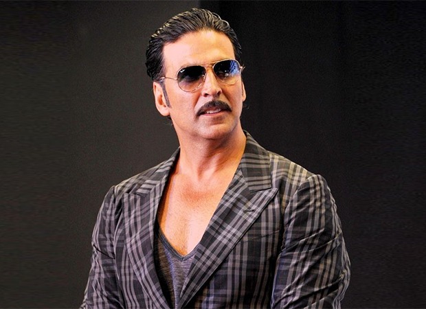 Akshay Kumar becomes highest taxpayer in India, receives 'samman patra' from Income Tax
